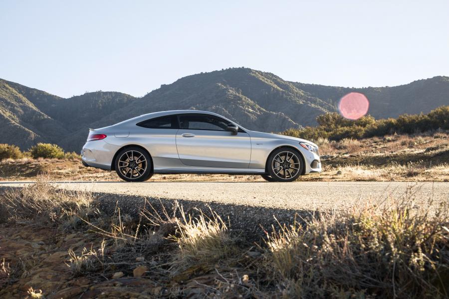  Mercedes-AMG C43 4Matic Coupe 2016 года  (NA) (фото 2 из 25)